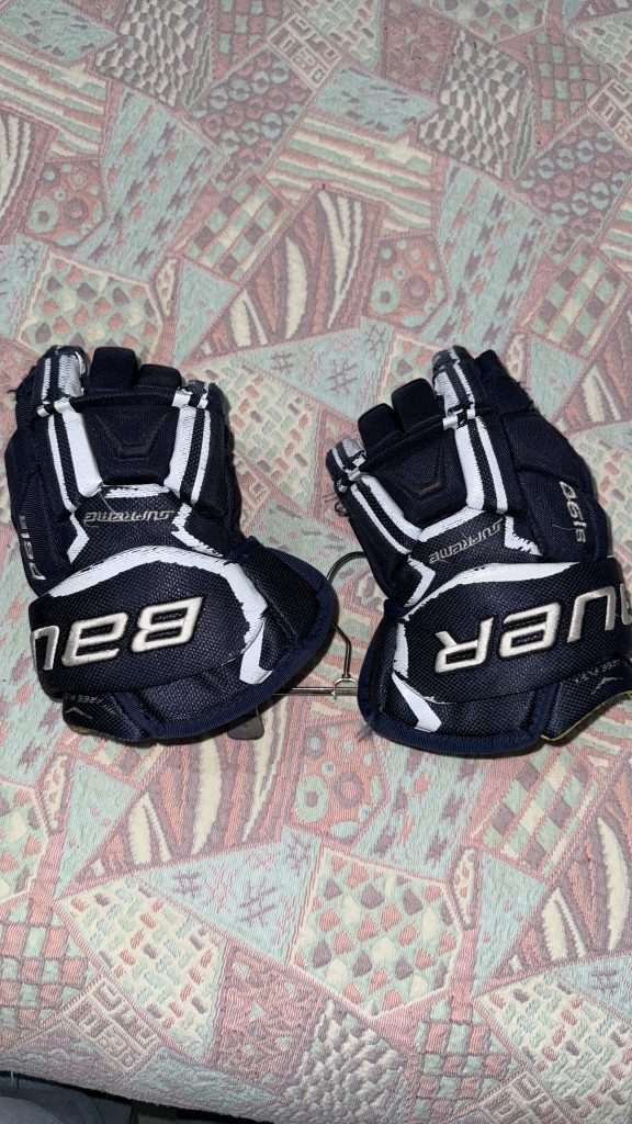 Bauer Supreme S190 12” gloves