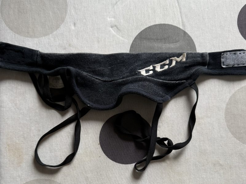 מגן צוואר CCM Junior